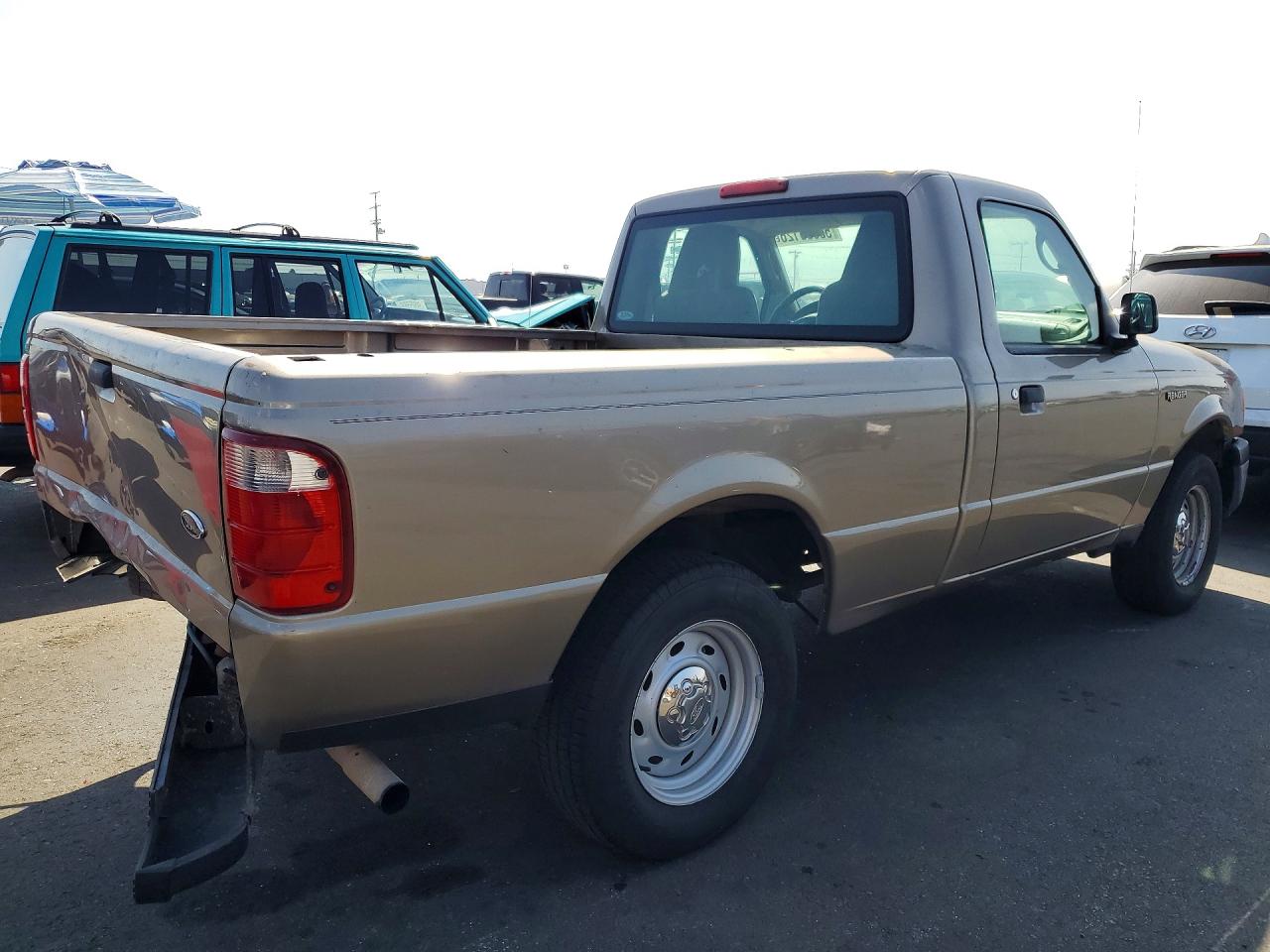 2005 Ford Ranger Beige vin: 1FTYR10D75PA11125