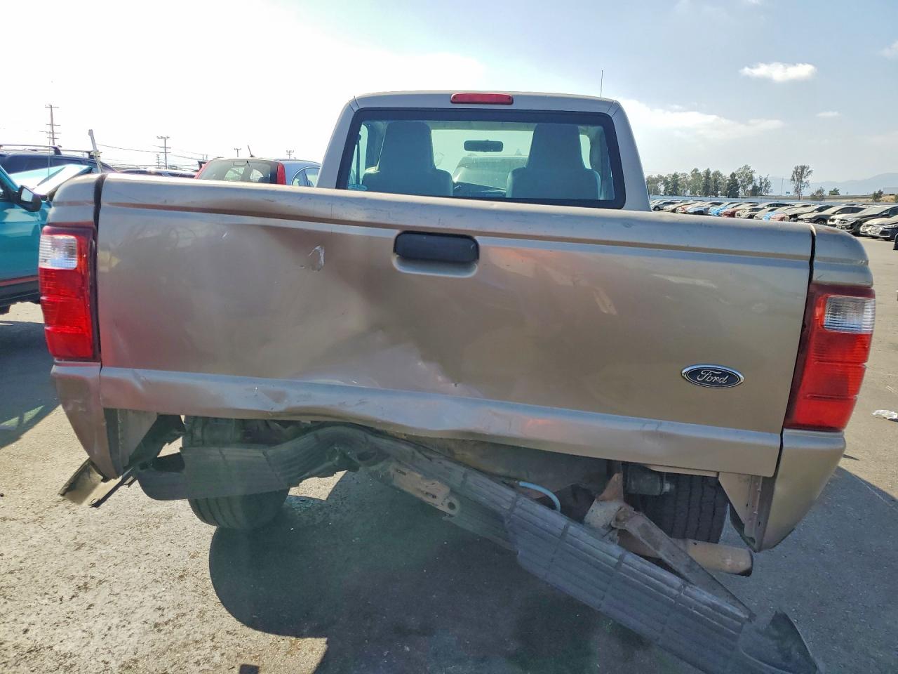 2005 Ford Ranger Beige vin: 1FTYR10D75PA11125