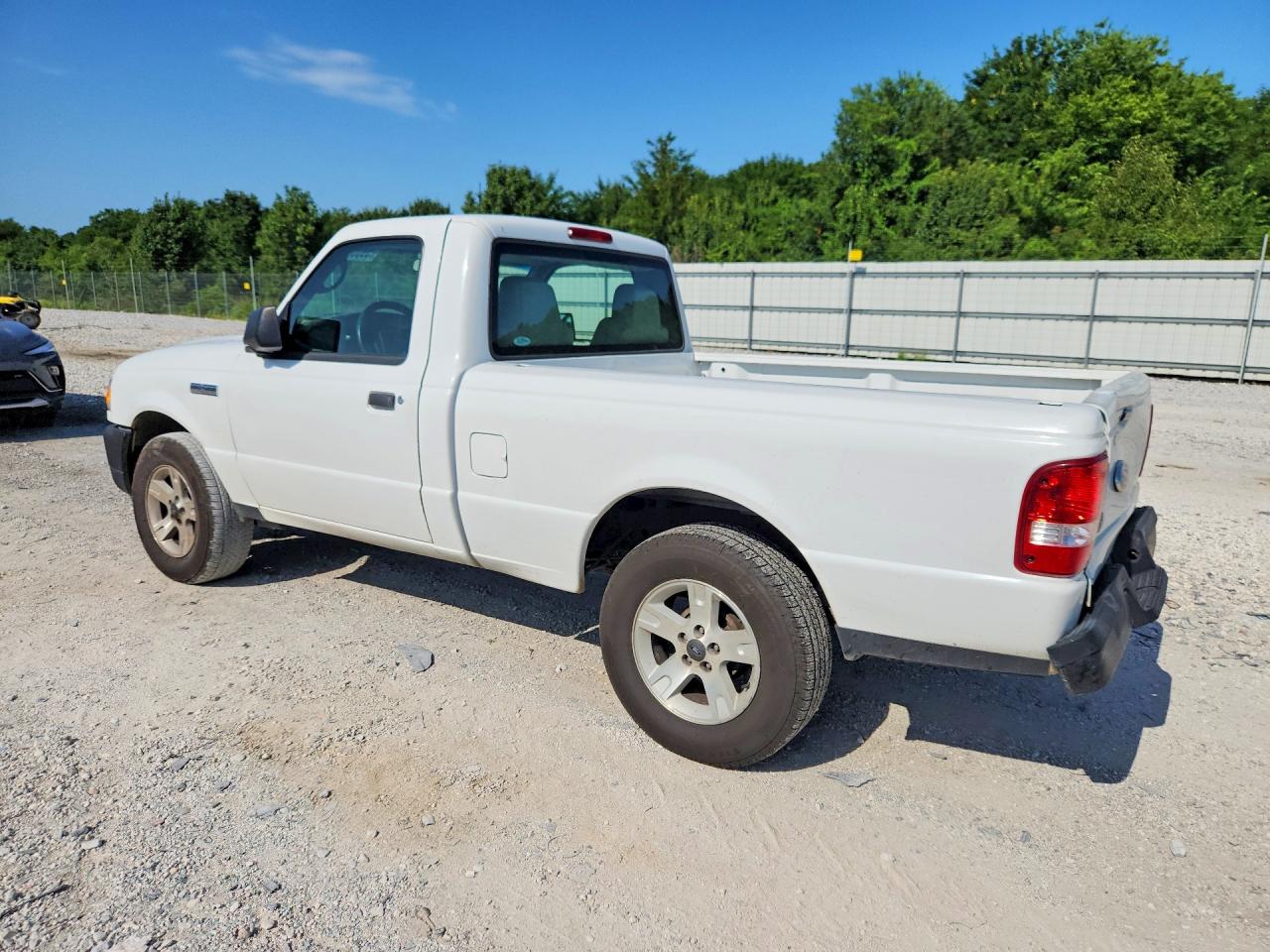 2008 Ford Ranger White vin: 1FTYR10D78PA55890