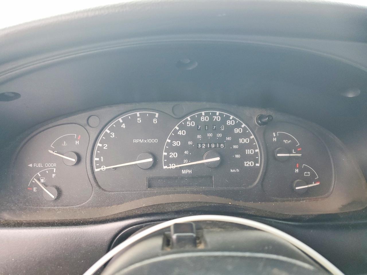 2001 Ford Ranger White vin: 1FTYR10D81PB34359