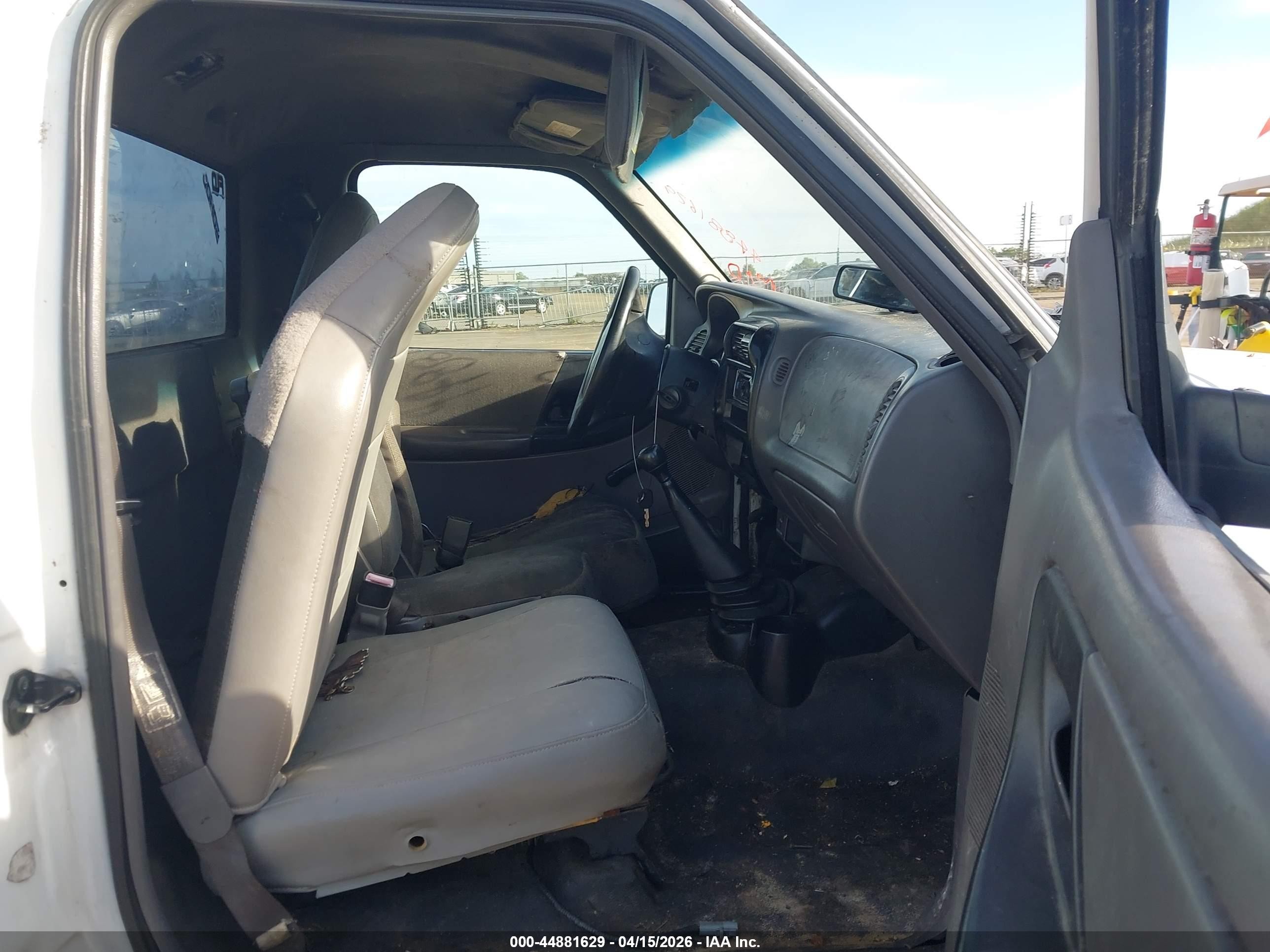 2002 Ford Ranger Xl/xlt White vin: 1FTYR10D82PA38653