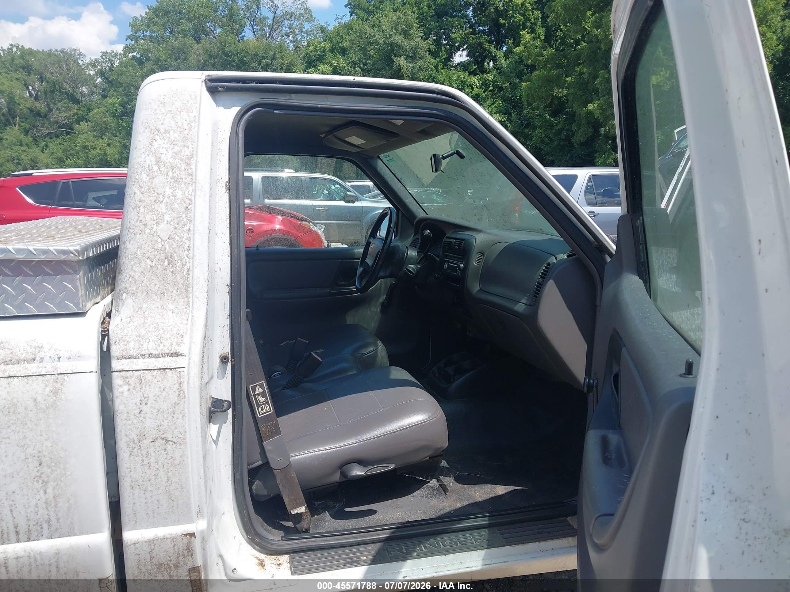 2002 Ford Ranger Xl/xlt White vin: 1FTYR10D82PB15439