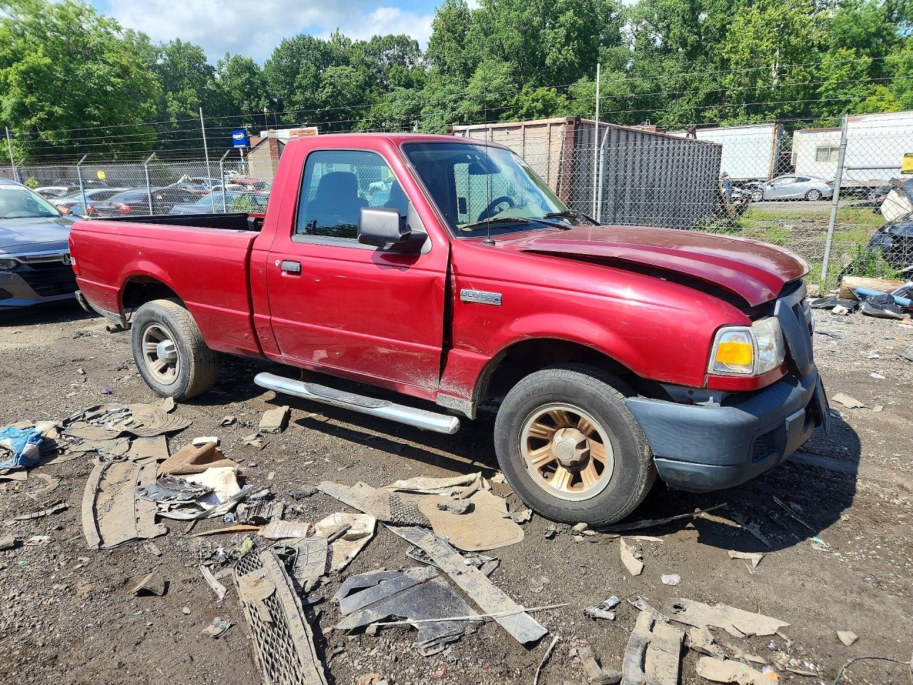 2006 Ford Ranger Red vin: 1FTYR10D86PA23656