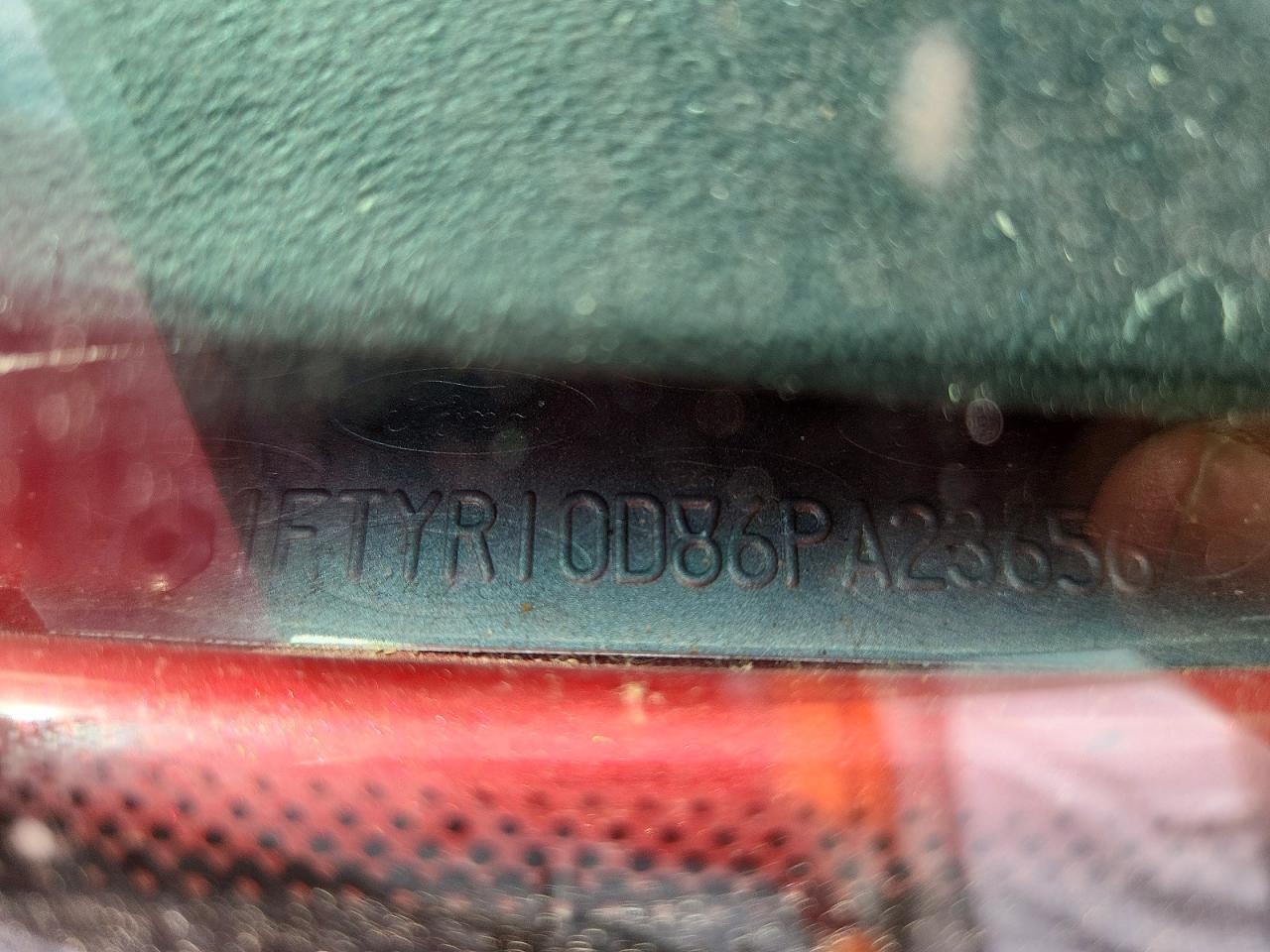 2006 Ford Ranger Red vin: 1FTYR10D86PA23656