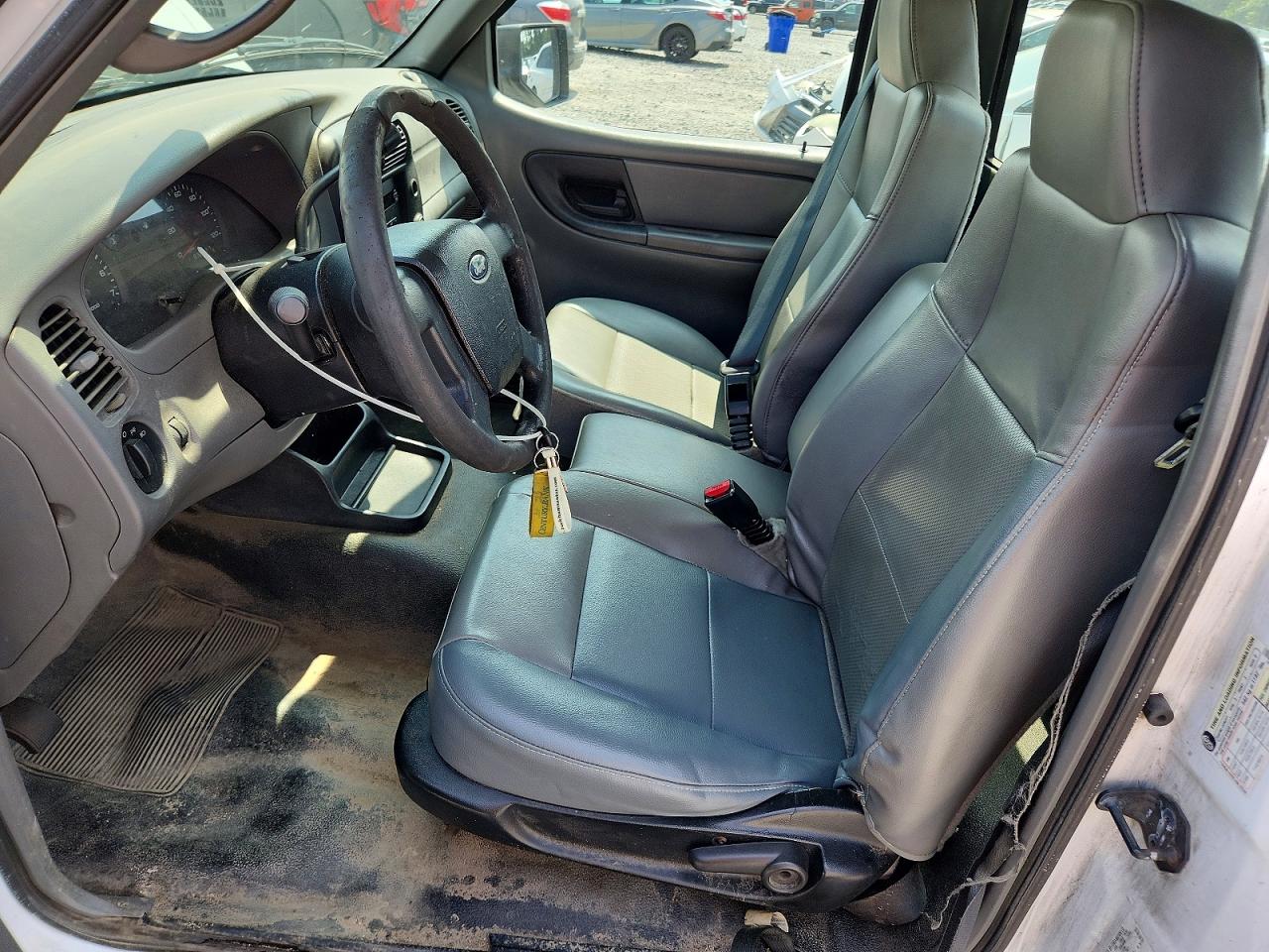 2007 Ford Ranger White vin: 1FTYR10D87PA58294