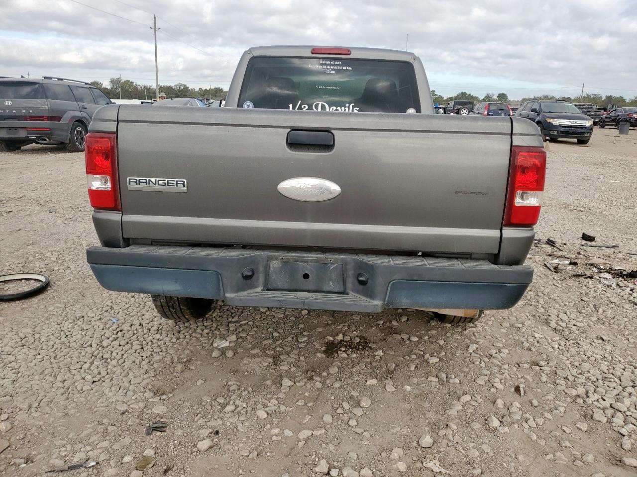 2007 Ford Ranger Tan vin: 1FTYR10D87PA58814