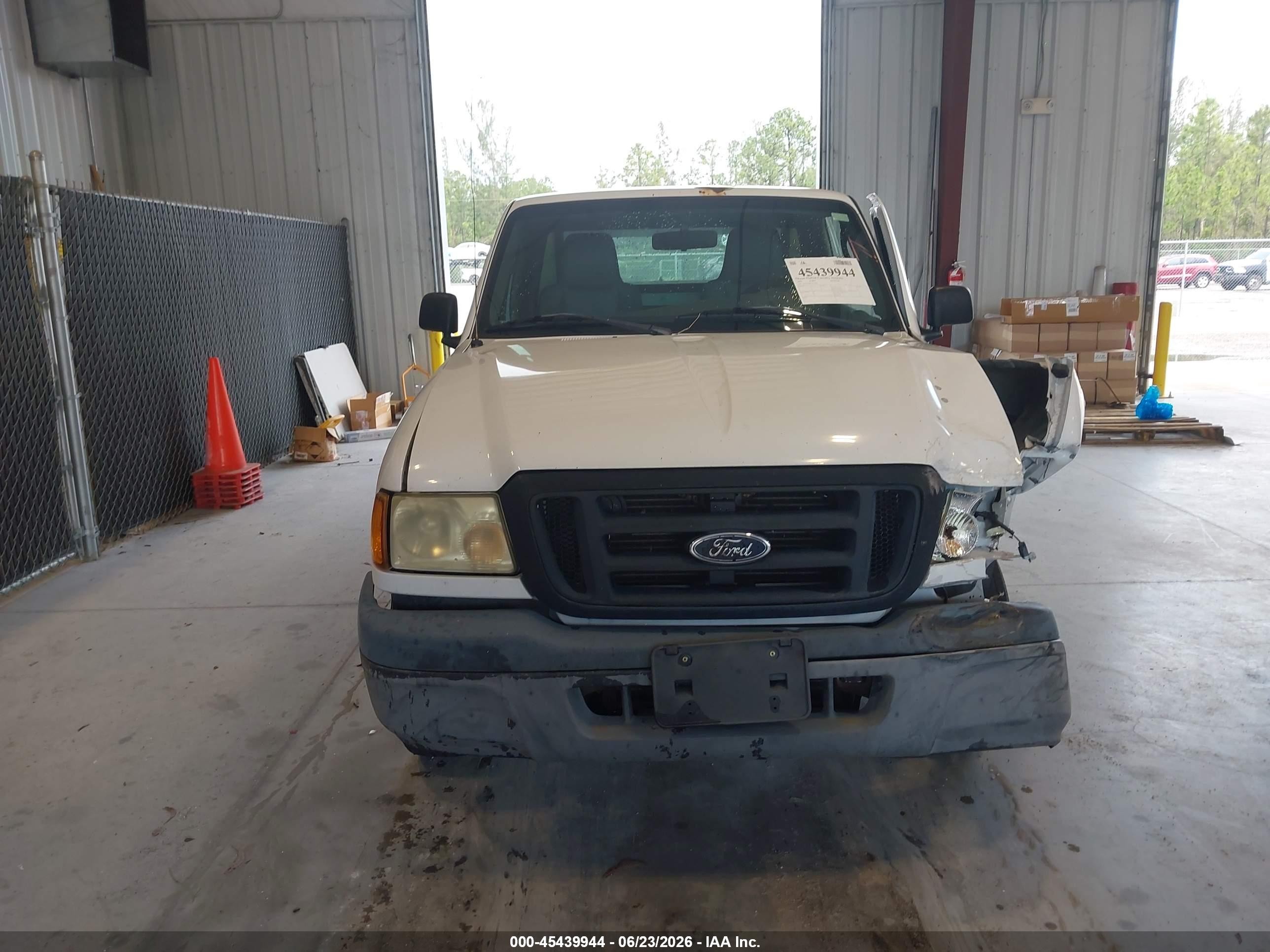2004 Ford Ranger Xl/xlt White vin: 1FTYR10D94PA78050