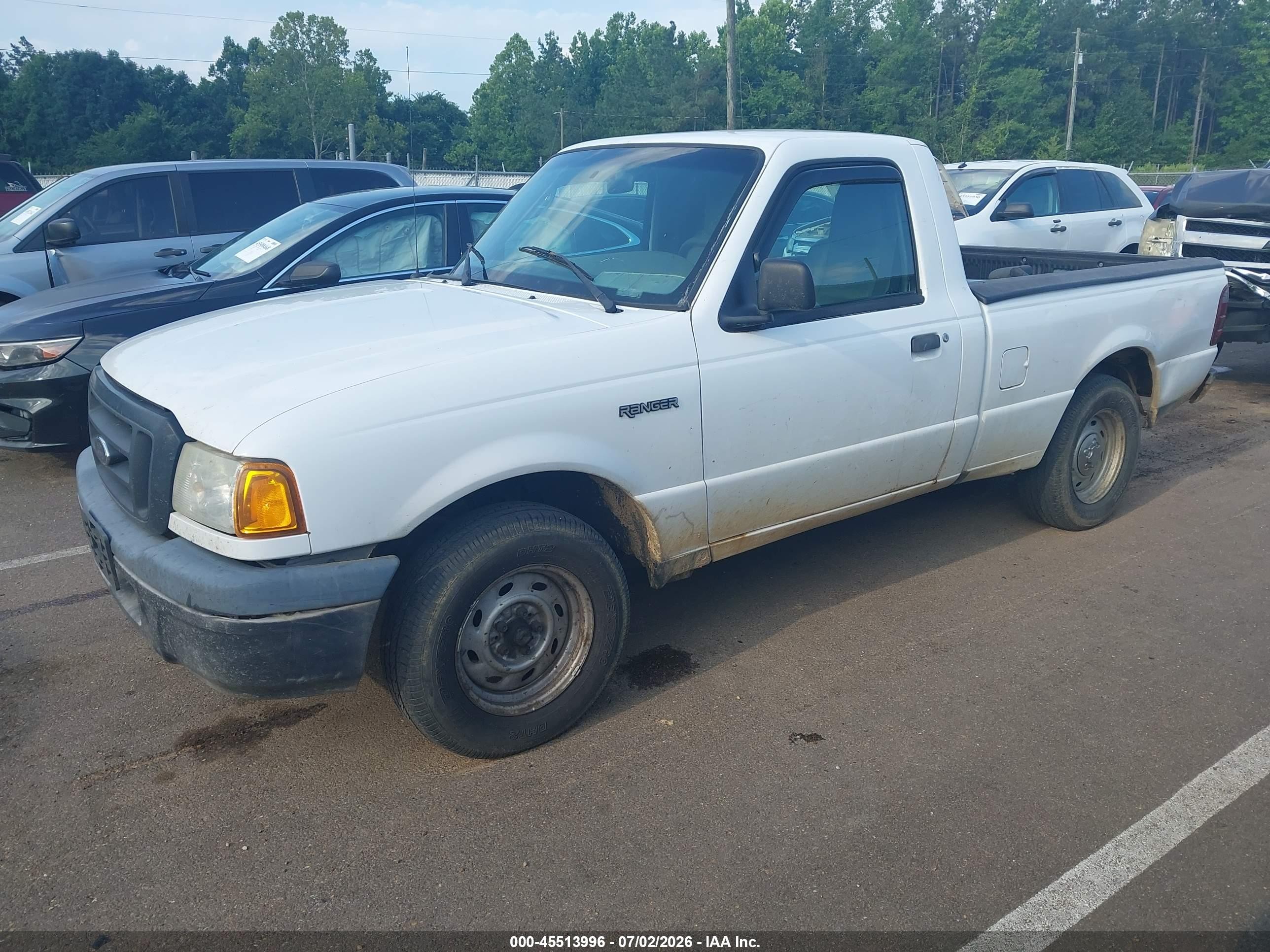 2005 Ford Ranger   White vin: 1FTYR10D95PA84223