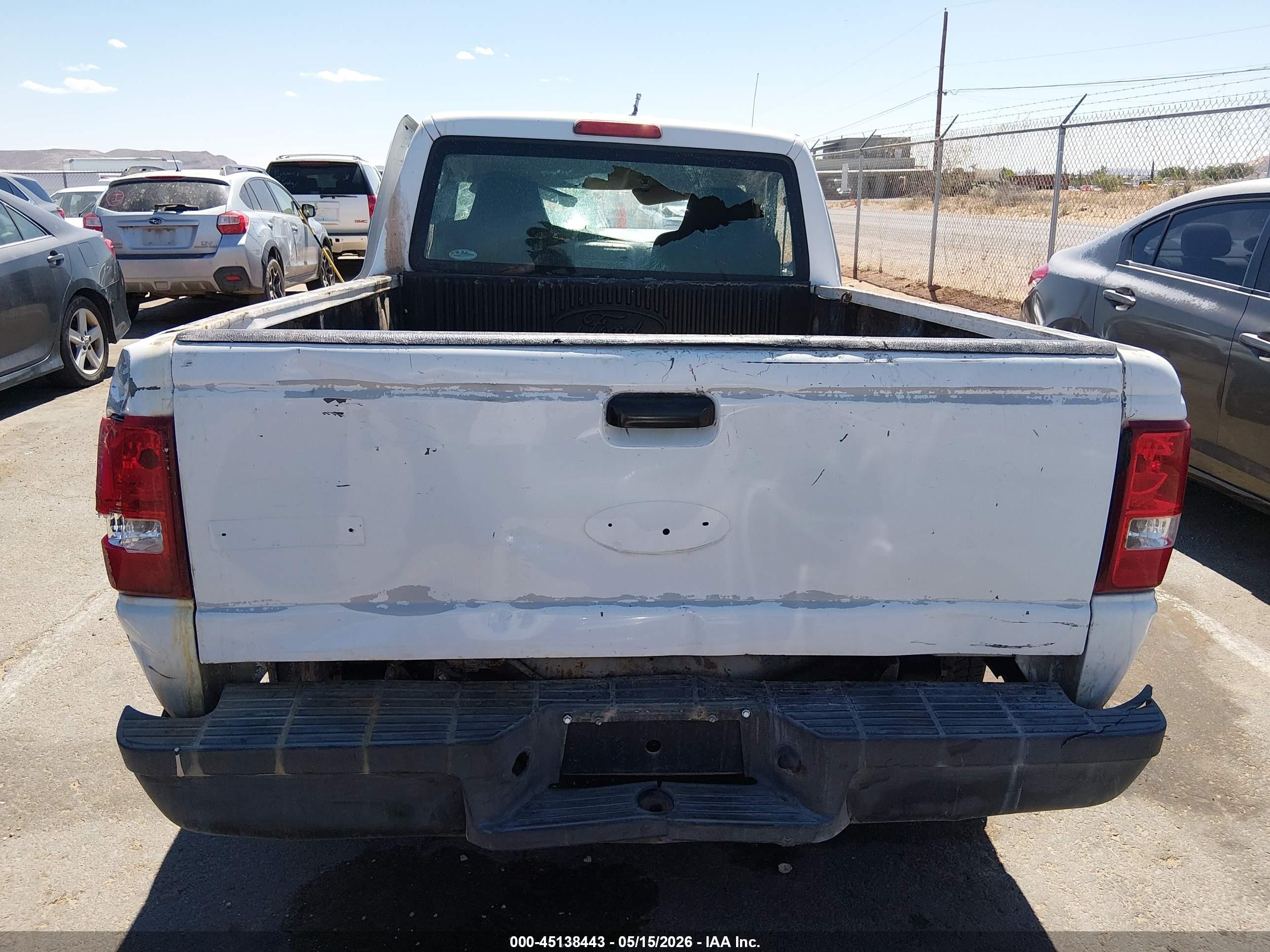 2007 Ford Ranger Stx/xl/xlt White vin: 1FTYR10D97PA87500