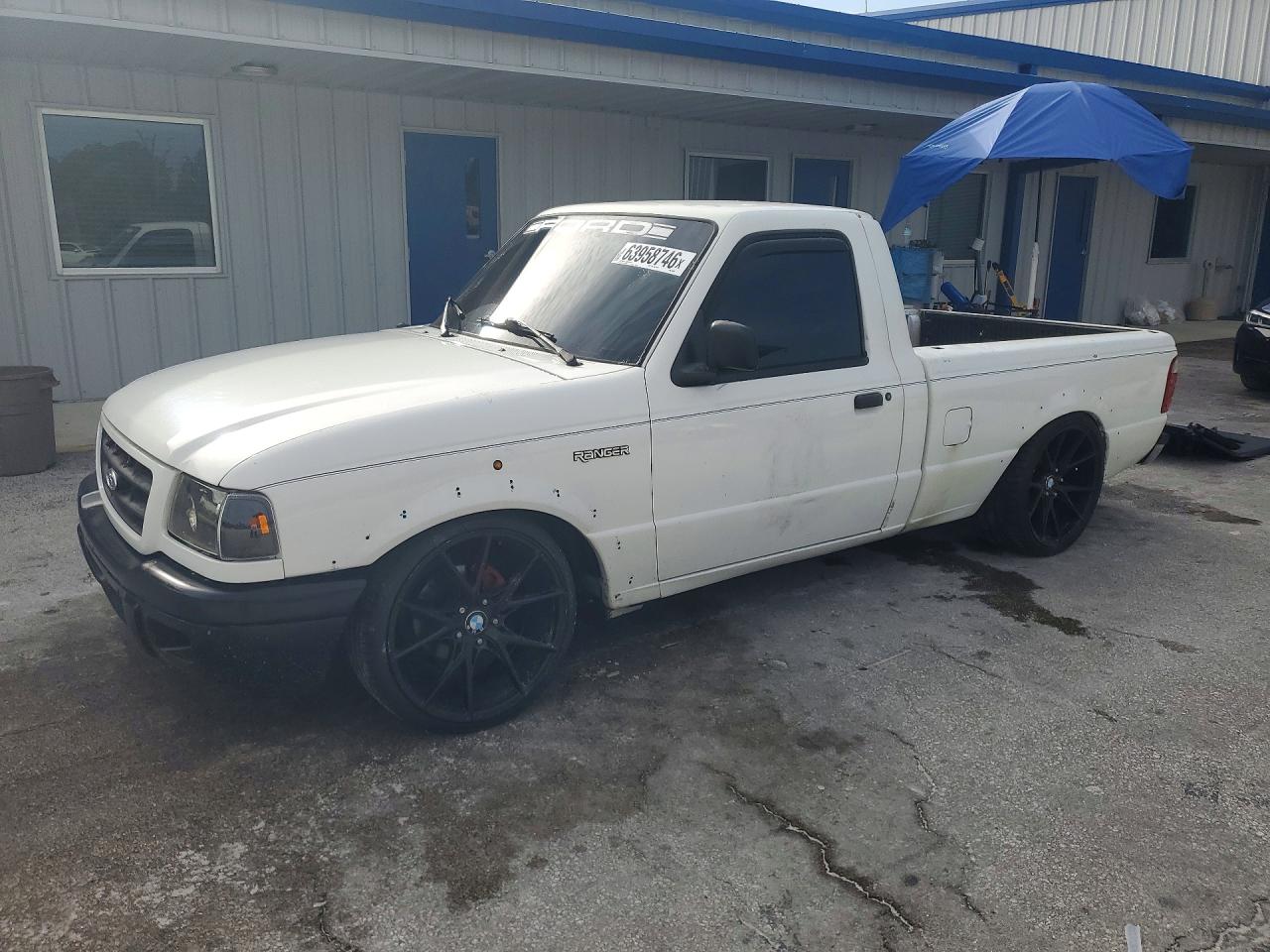 2002 Ford Ranger White vin: 1FTYR10DX2PB59068