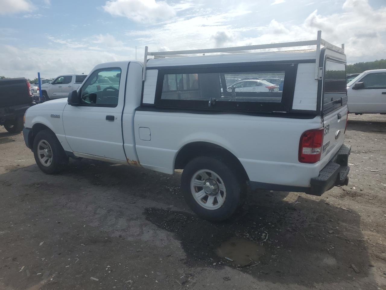 2009 Ford Ranger Белый vin: 1FTYR10DX9PA65279 Damage: Left Rear Wheel, Chipped, 10 Or More