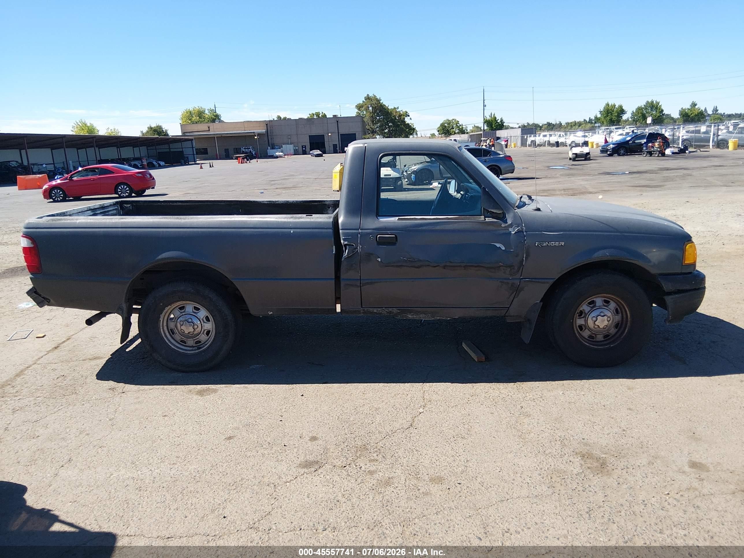 2001 Ford Ranger Edge Gray vin: 1FTYR10E31TA52703