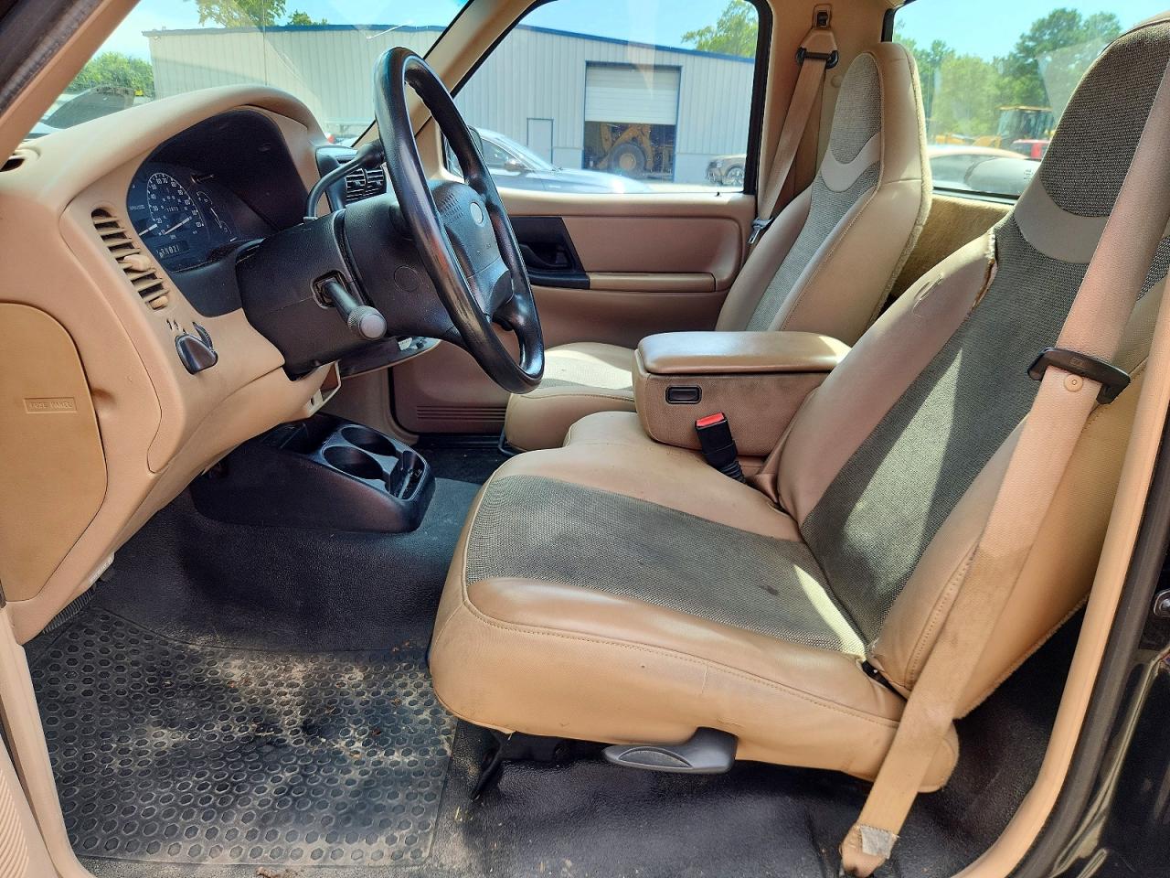 2001 Ford Ranger Black vin: 1FTYR10U01TA69515