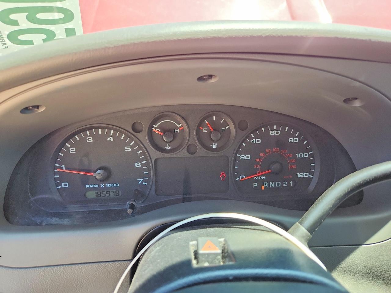 2008 Ford Ranger Red vin: 1FTYR10U08PA96281