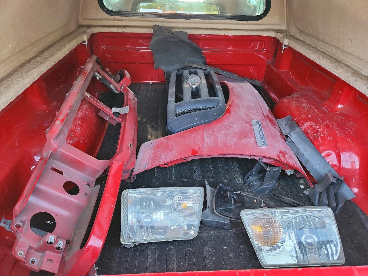 2008 Ford Ranger Red vin: 1FTYR10U08PA96281