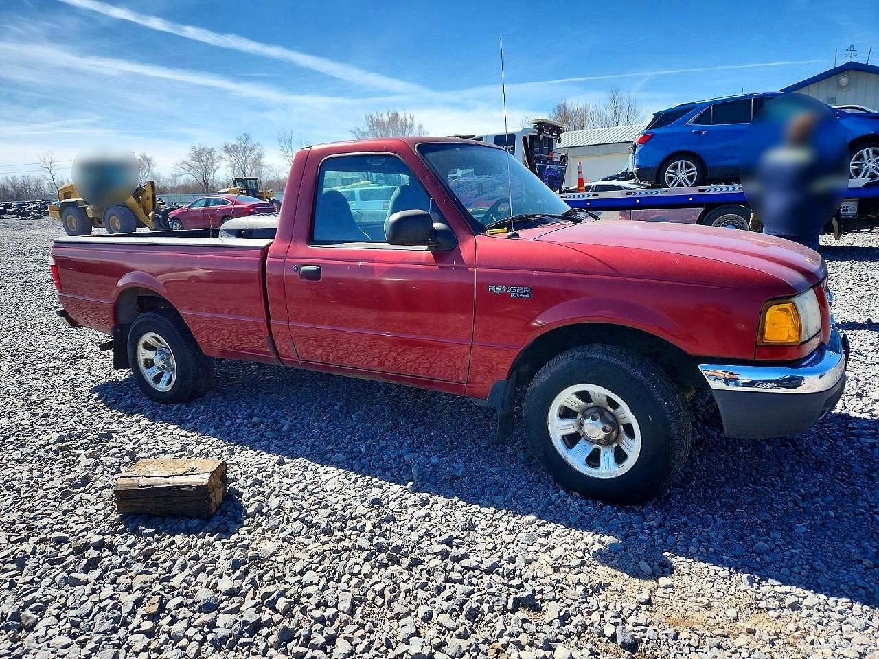 2001 Ford Ranger Red vin: 1FTYR10U11PA21997