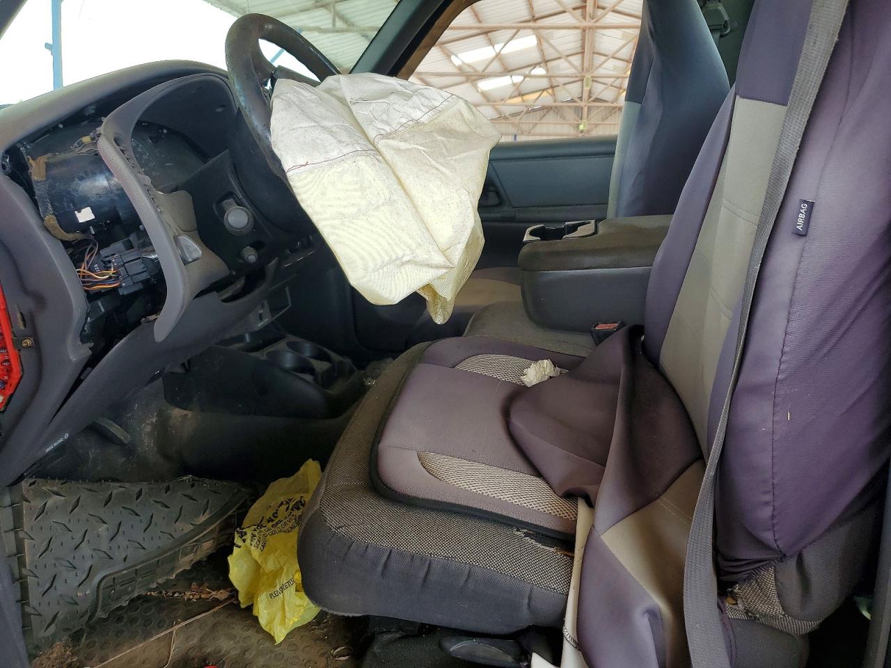 2002 Ford Ranger Красный vin: 1FTYR10U12TA53762