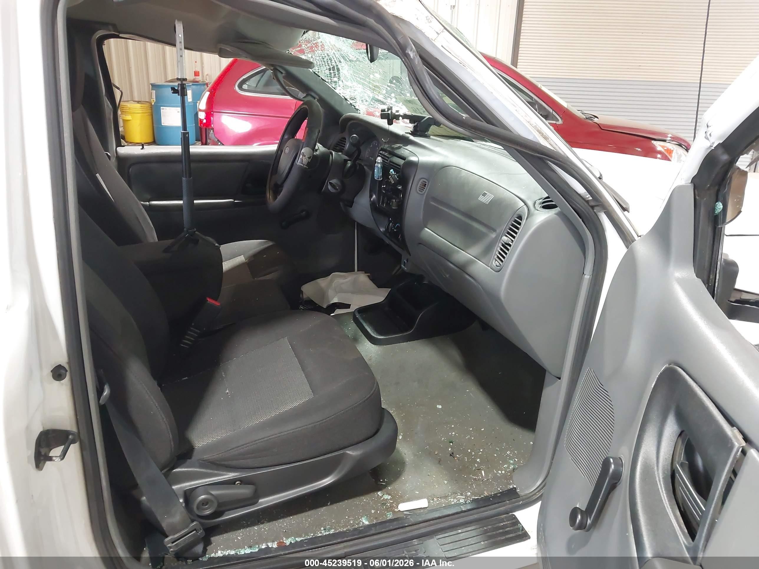 2005 Ford Ranger Edge/stx/xl/xls/xlt White vin: 1FTYR10U25PB07969