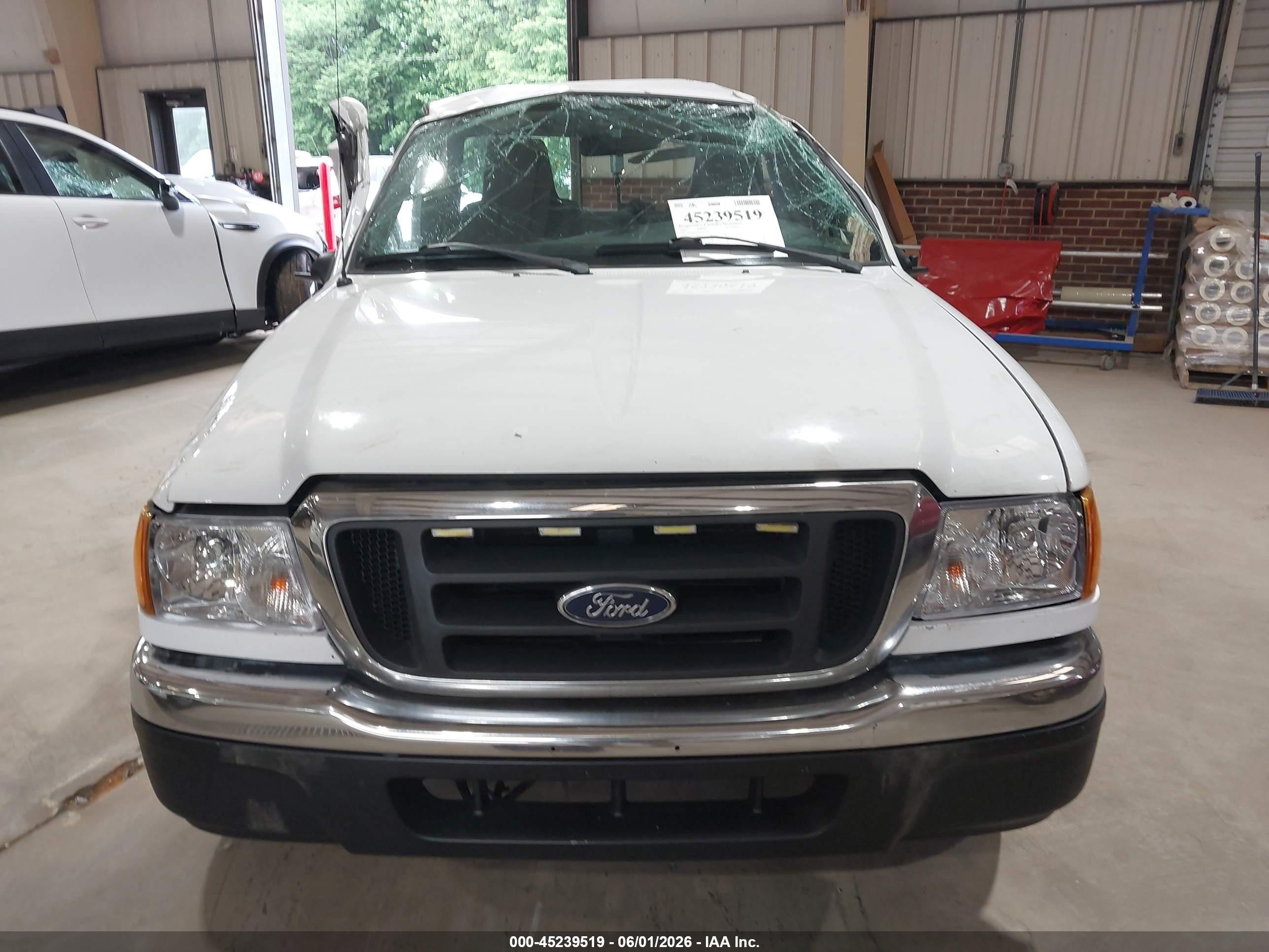 2005 Ford Ranger Edge/stx/xl/xls/xlt White vin: 1FTYR10U25PB07969