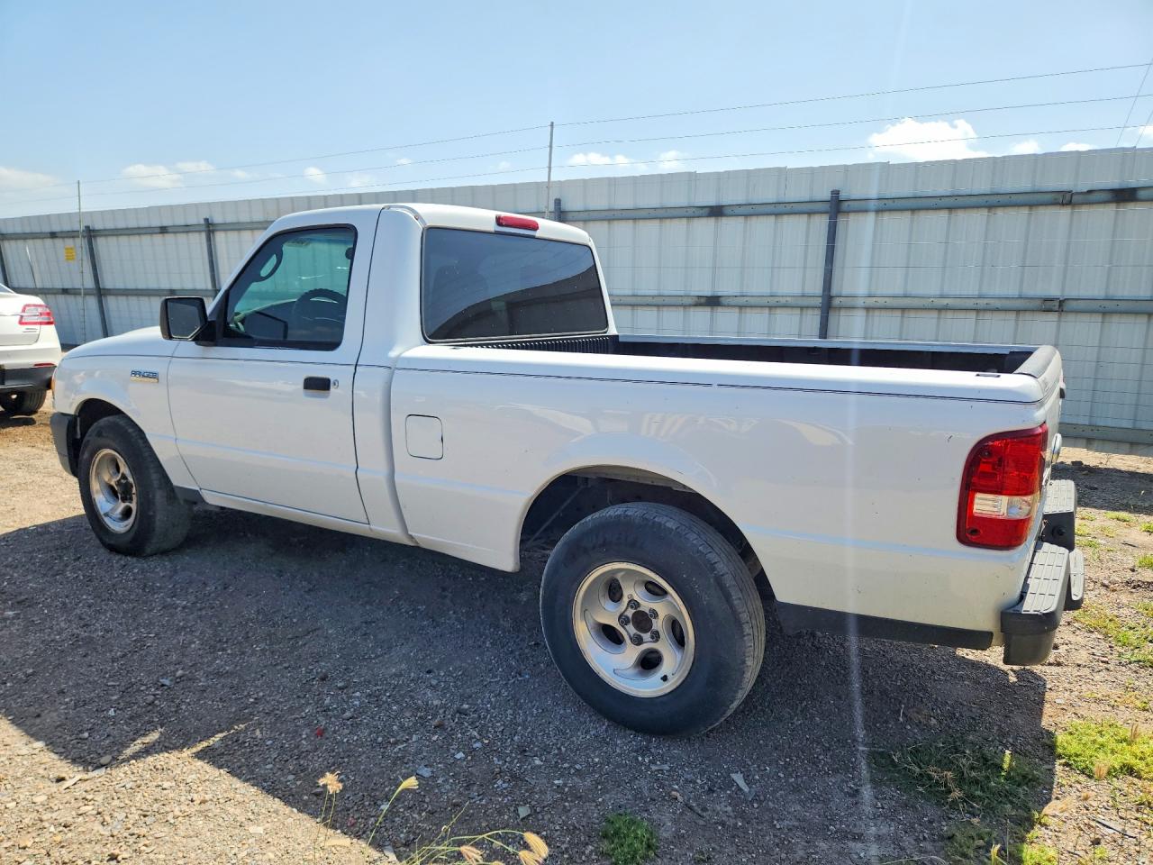 2006 Ford Ranger White vin: 1FTYR10U26PA93010
