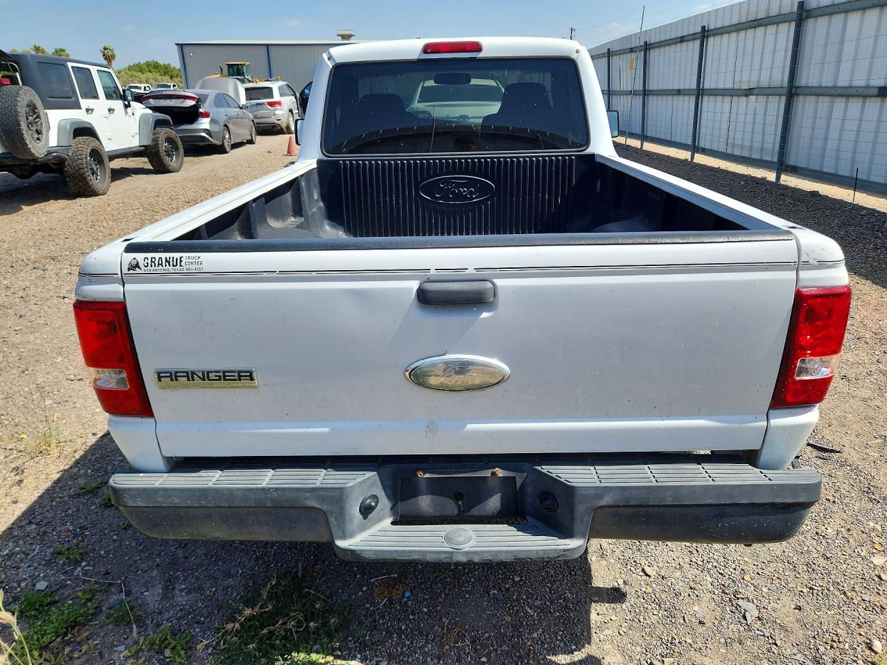 2006 Ford Ranger White vin: 1FTYR10U26PA93010