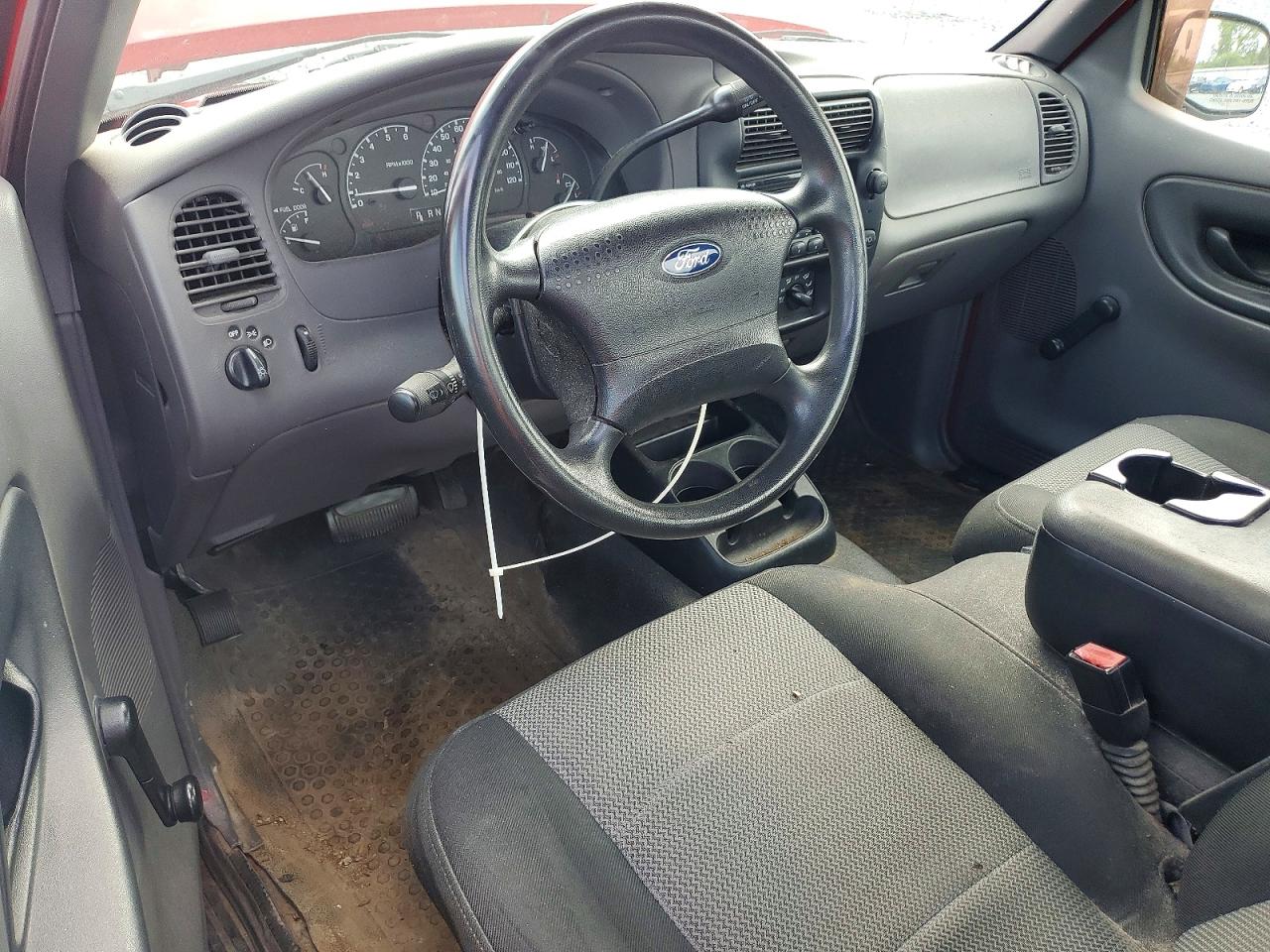 2003 Ford Ranger Красный vin: 1FTYR10U33PB52304