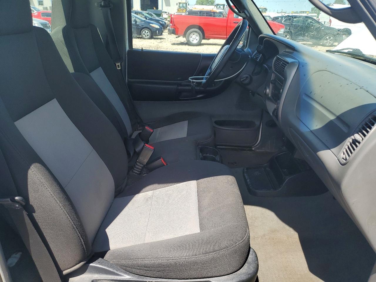 2007 Ford Ranger White vin: 1FTYR10U37PA85452
