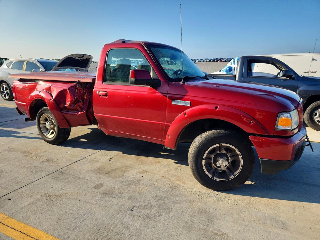 2008 Ford Ranger Red vin: 1FTYR10U38PA78678