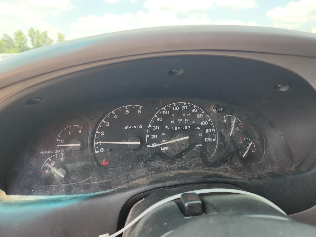 1998 Ford Ranger Green vin: 1FTYR10U3WTA20820