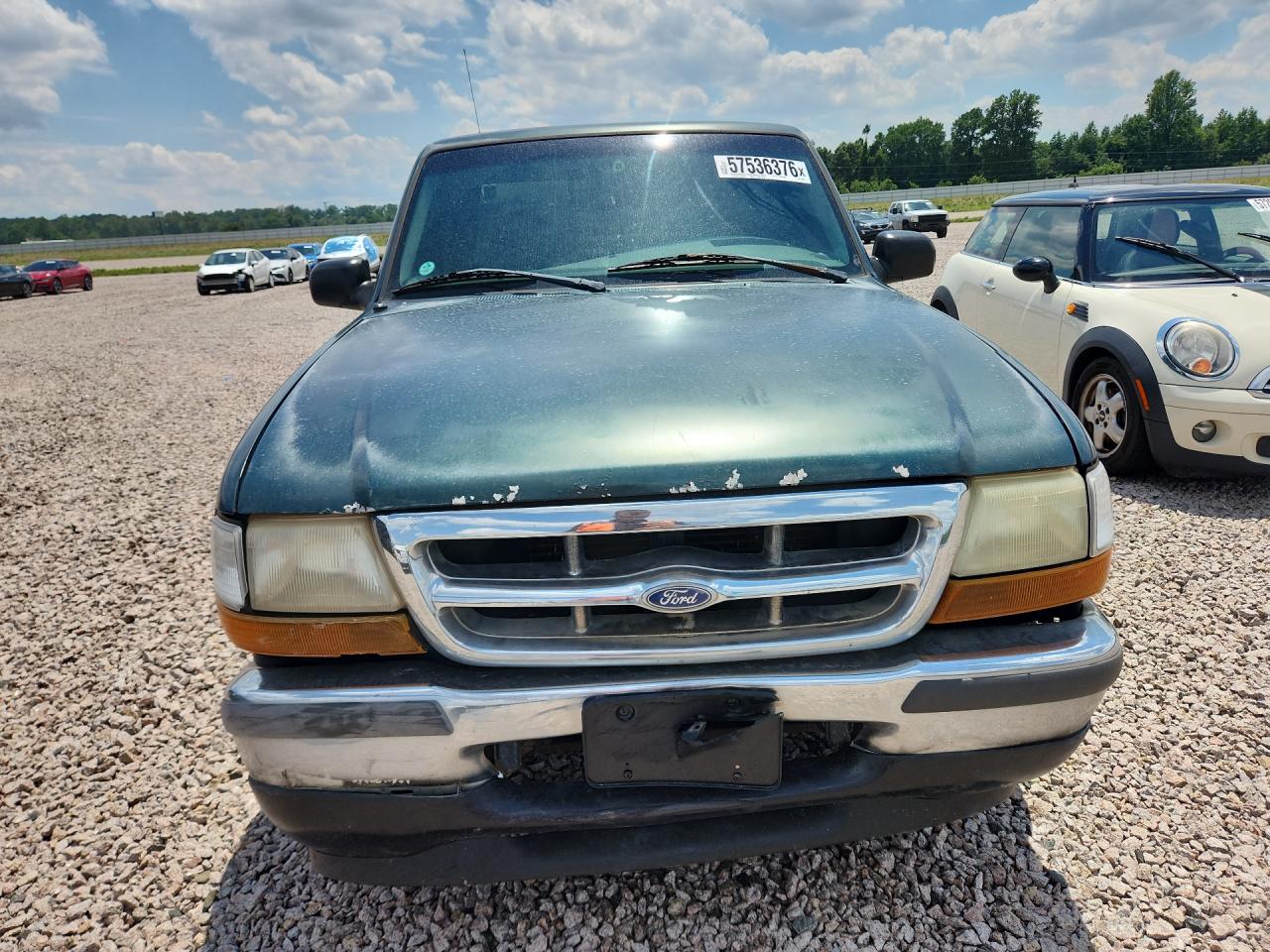 1998 Ford Ranger Green vin: 1FTYR10U3WTA20820