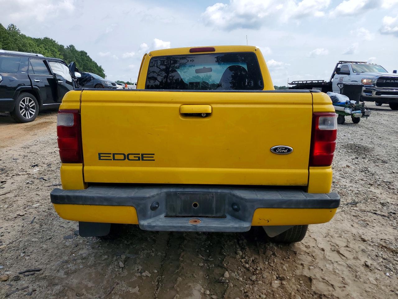 2001 Ford Ranger Yellow vin: 1FTYR10U41PB61218