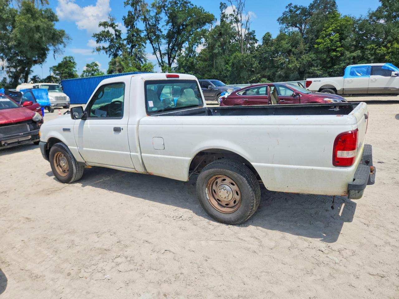 2006 Ford Ranger White vin: 1FTYR10U46PA70683