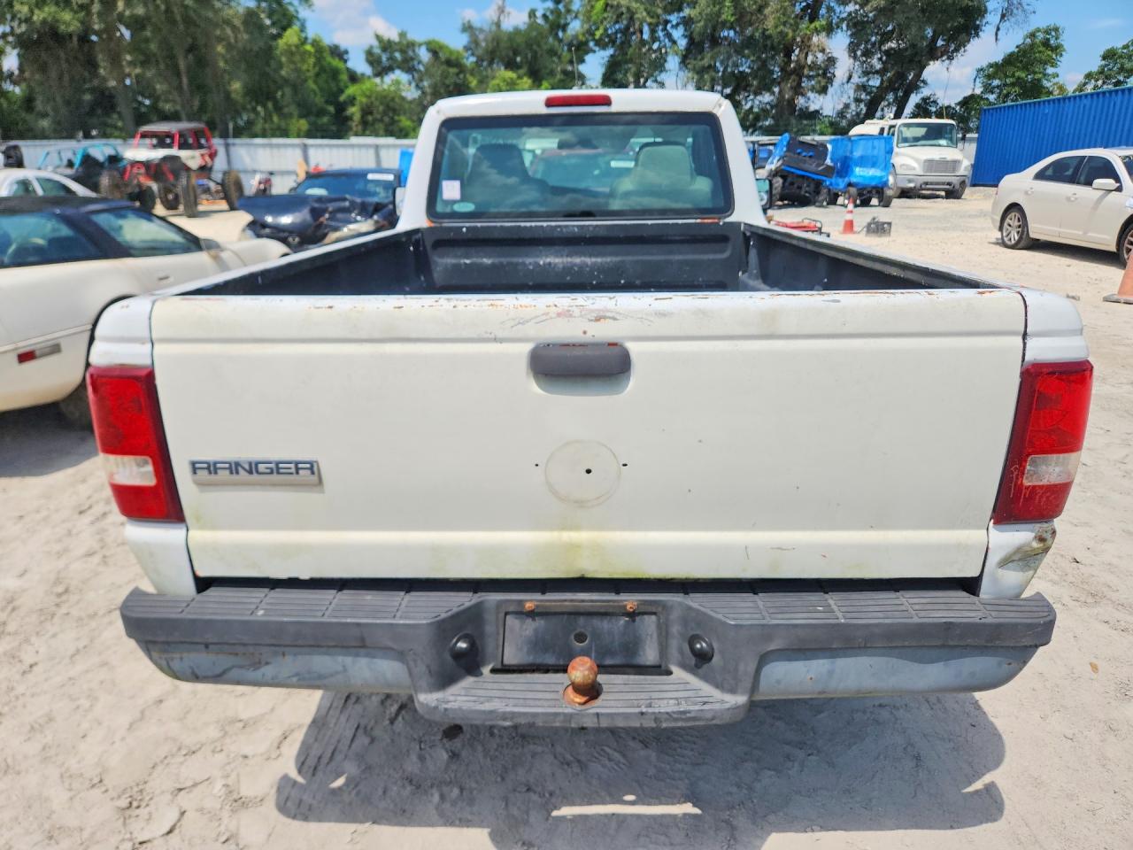 2006 Ford Ranger White vin: 1FTYR10U46PA70683