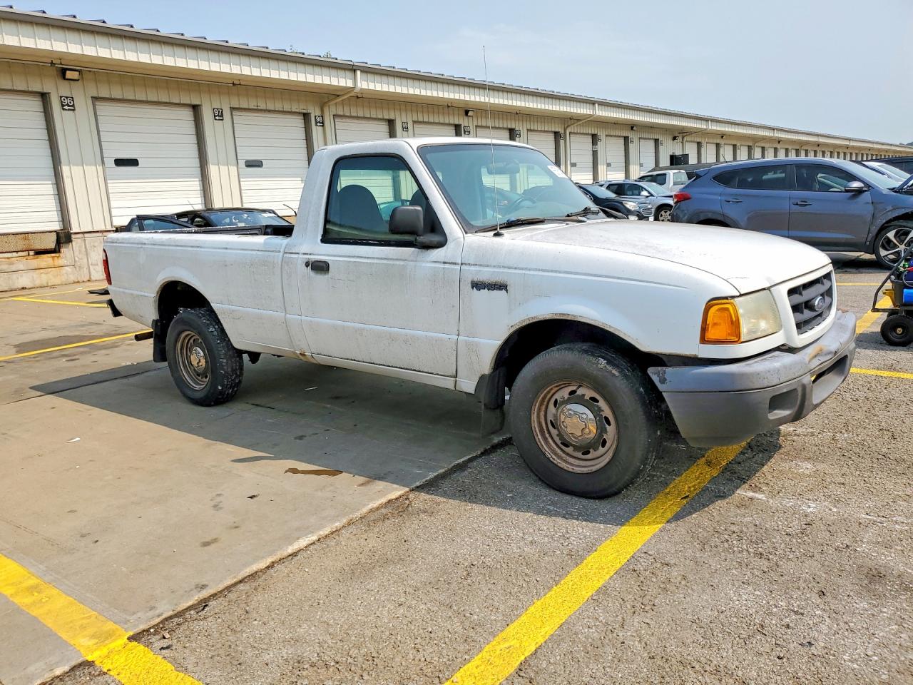 2002 Ford Ranger White vin: 1FTYR10U52TA49181