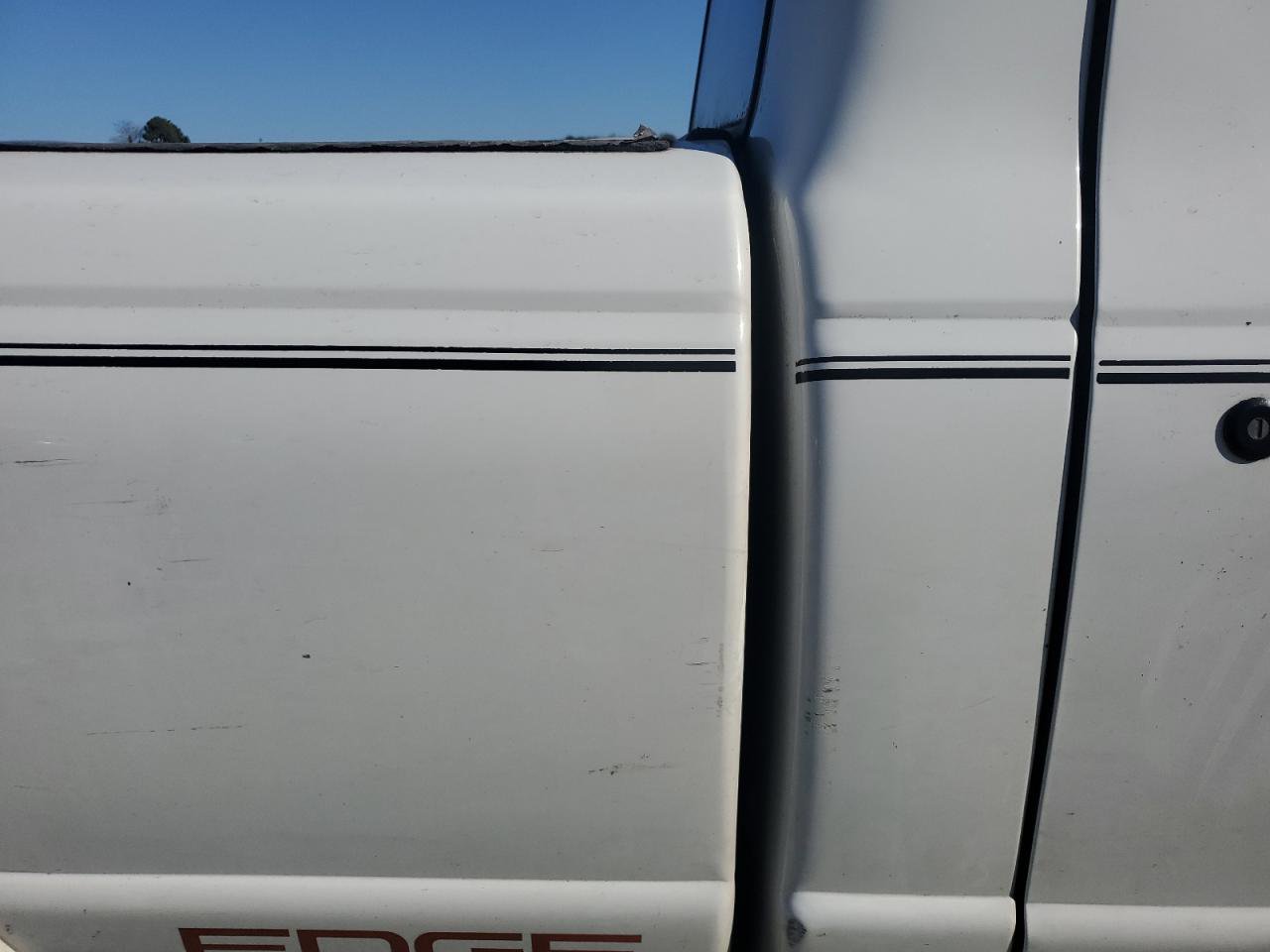 2003 Ford Ranger White vin: 1FTYR10U53PA96009