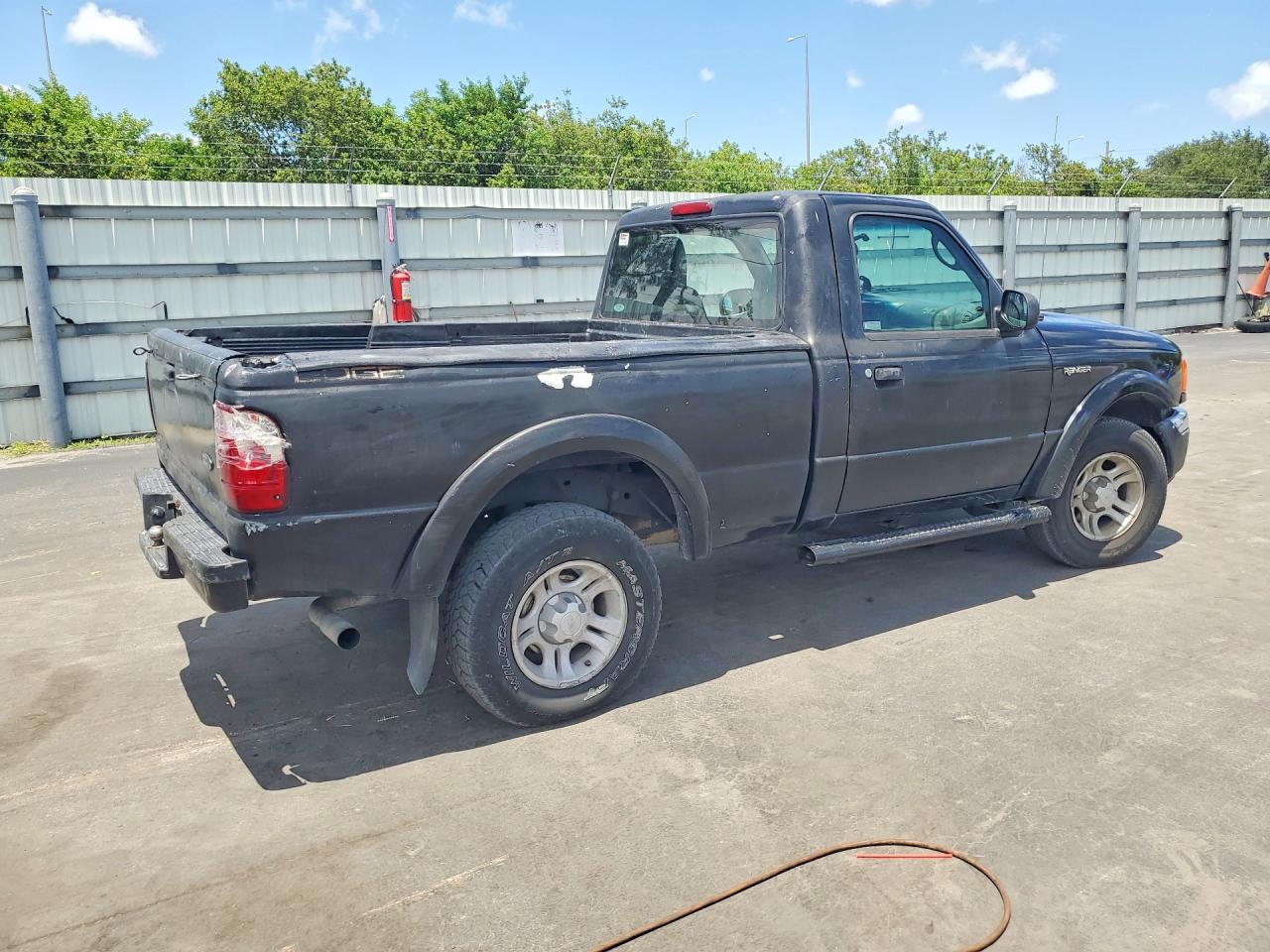 2004 Ford Ranger Black vin: 1FTYR10U54PA48026