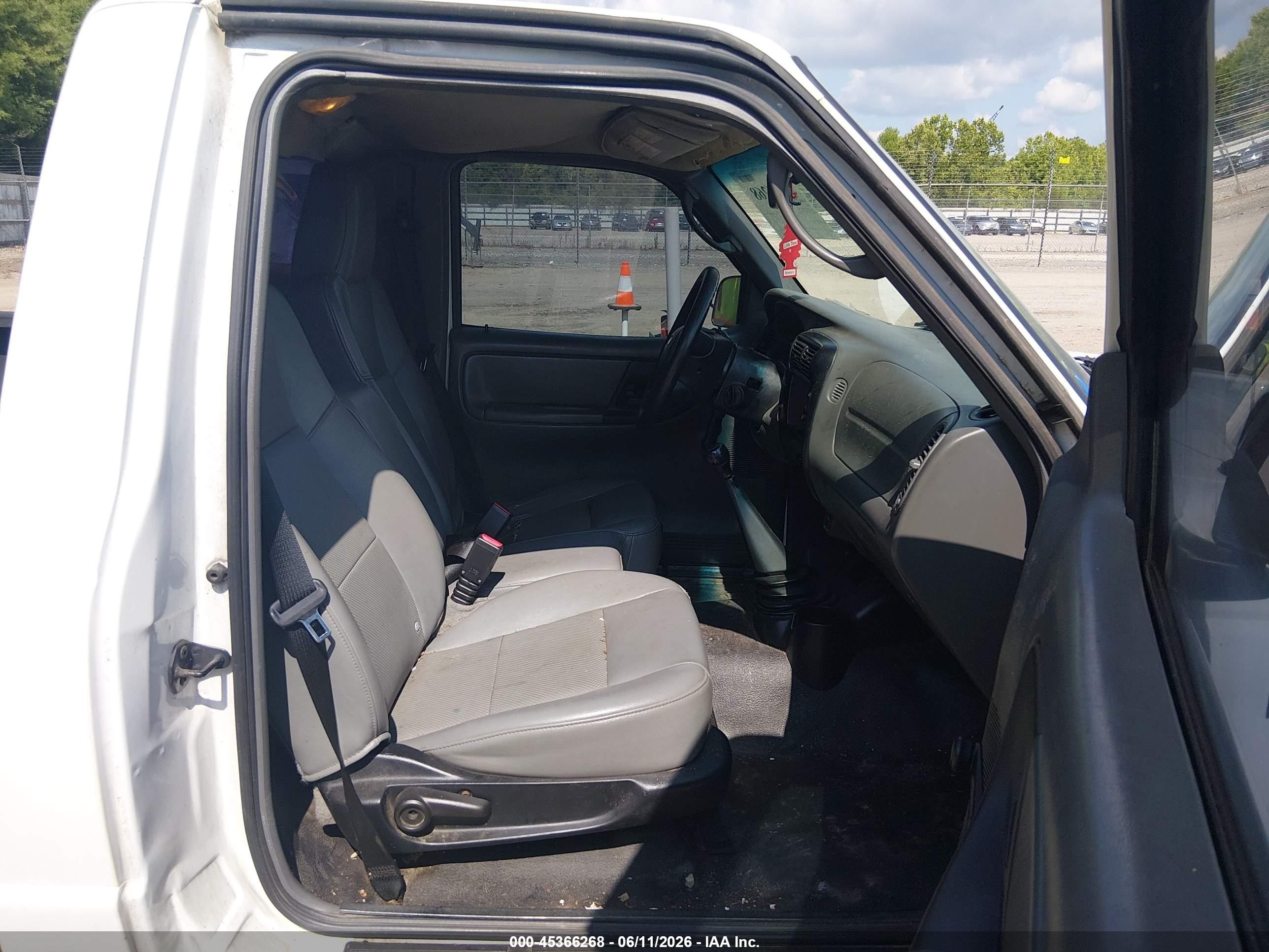 2005 Ford Ranger Edge/stx/xl/xls/xlt Белый vin: 1FTYR10U55PB04984