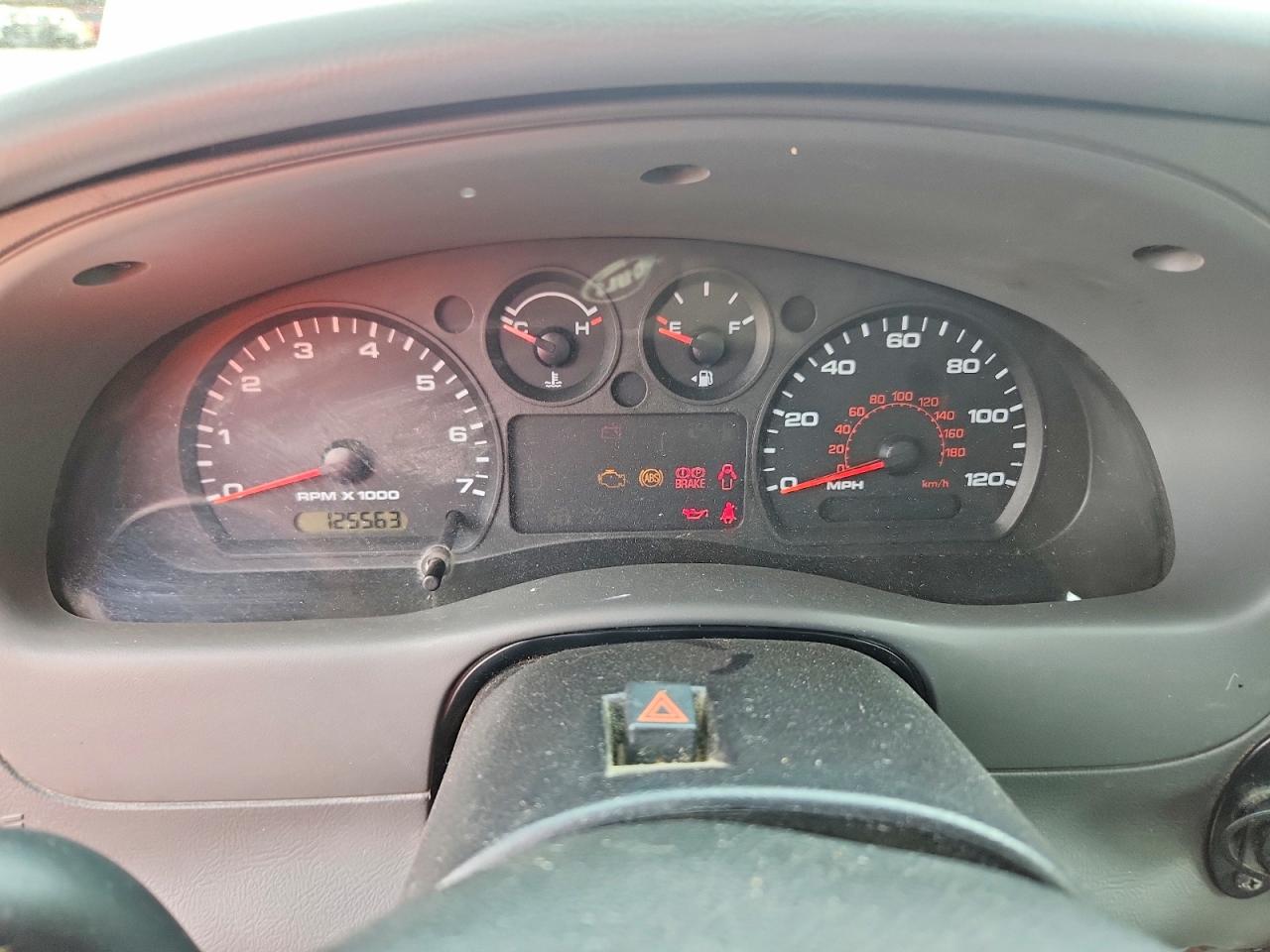 2006 Ford Ranger White vin: 1FTYR10U56PA83393