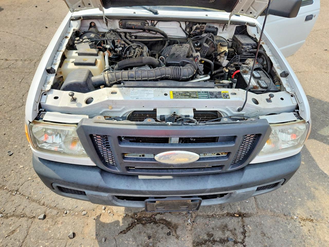 2006 Ford Ranger White vin: 1FTYR10U56PA83393