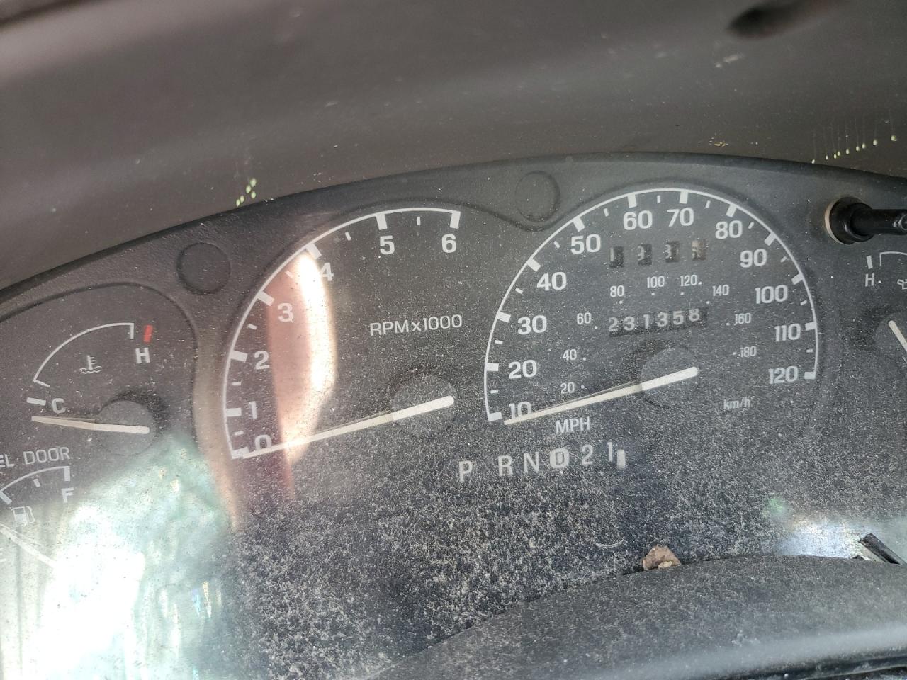 2002 Ford Ranger Red vin: 1FTYR10U62PA90847