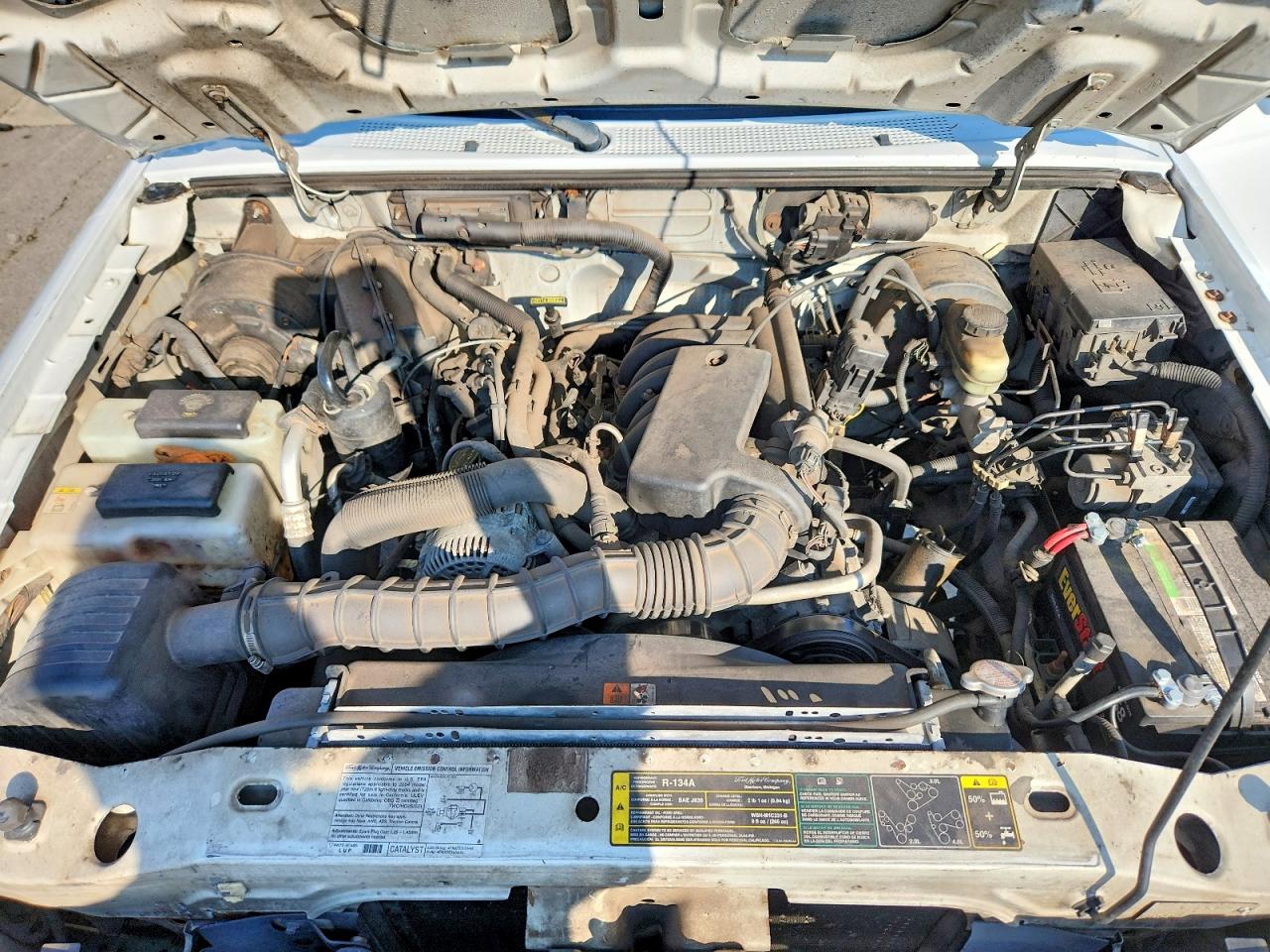 2004 Ford Ranger White vin: 1FTYR10U64PB29343