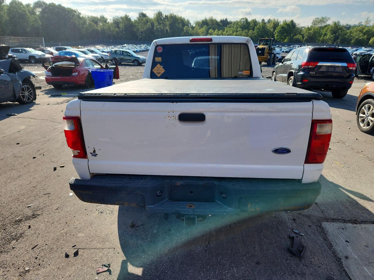 2004 Ford Ranger White vin: 1FTYR10U64PB29343