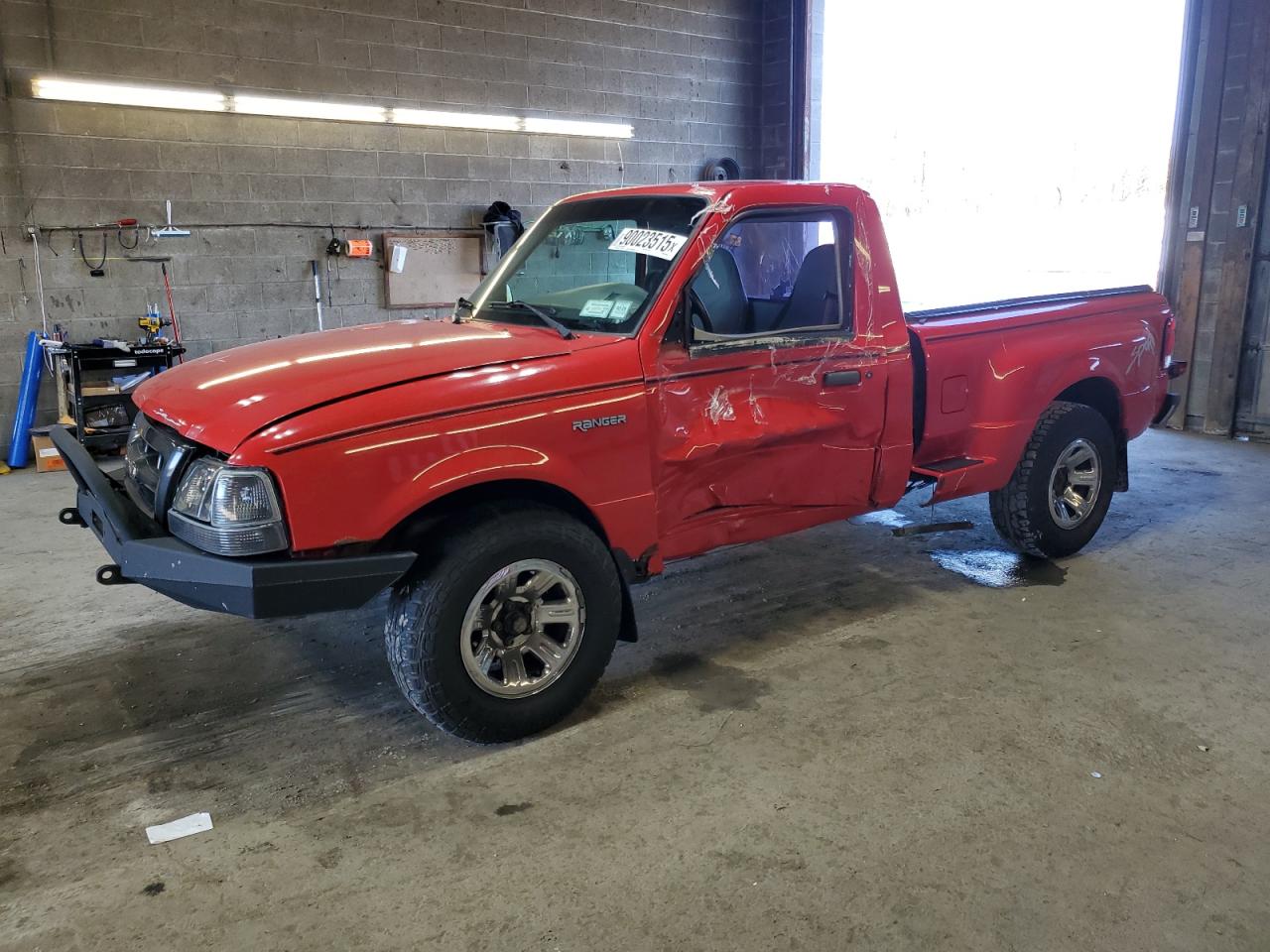 2000 Ford Ranger Red vin: 1FTYR10U6YPB28294
