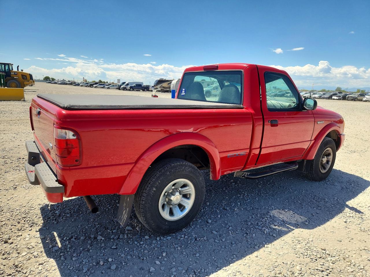 2001 Ford Ranger Red vin: 1FTYR10U71PB69135
