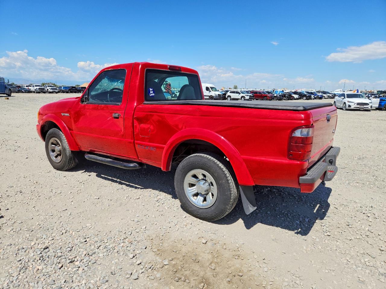 2001 Ford Ranger Red vin: 1FTYR10U71PB69135