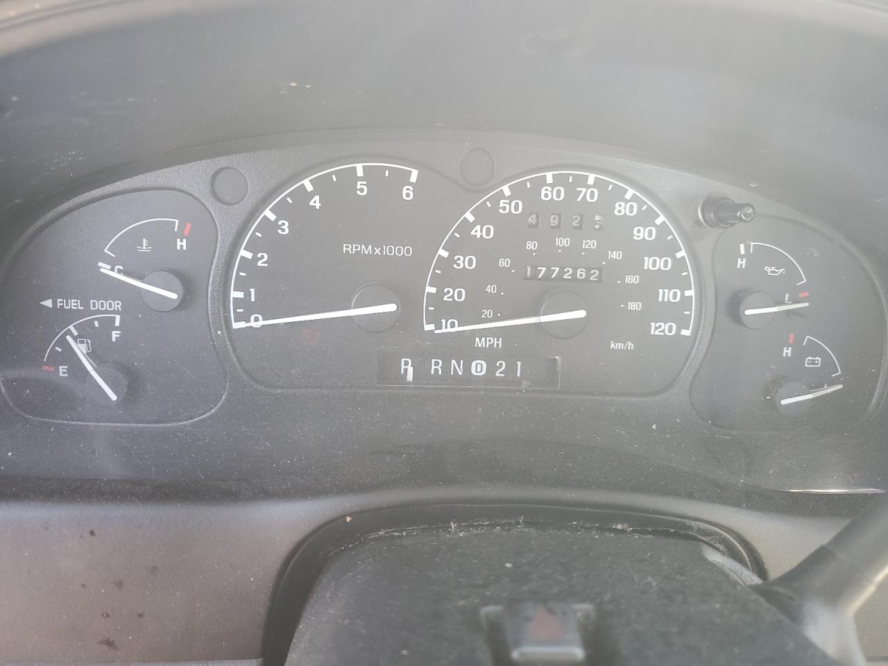 2001 Ford Ranger White vin: 1FTYR10U71TA75361