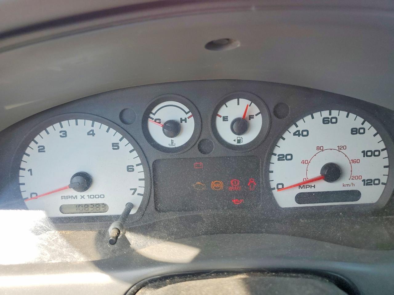 2004 Ford Ranger Red vin: 1FTYR10U74PA87166