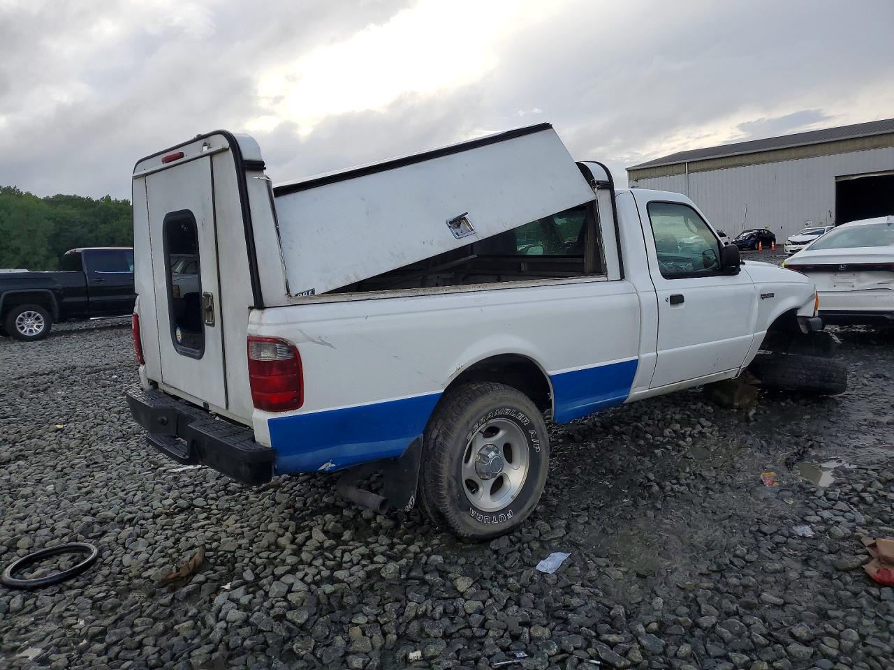 2005 Ford Ranger White vin: 1FTYR10U75PA61894