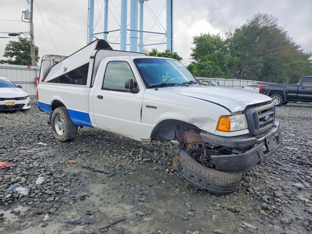 2005 Ford Ranger White vin: 1FTYR10U75PA61894