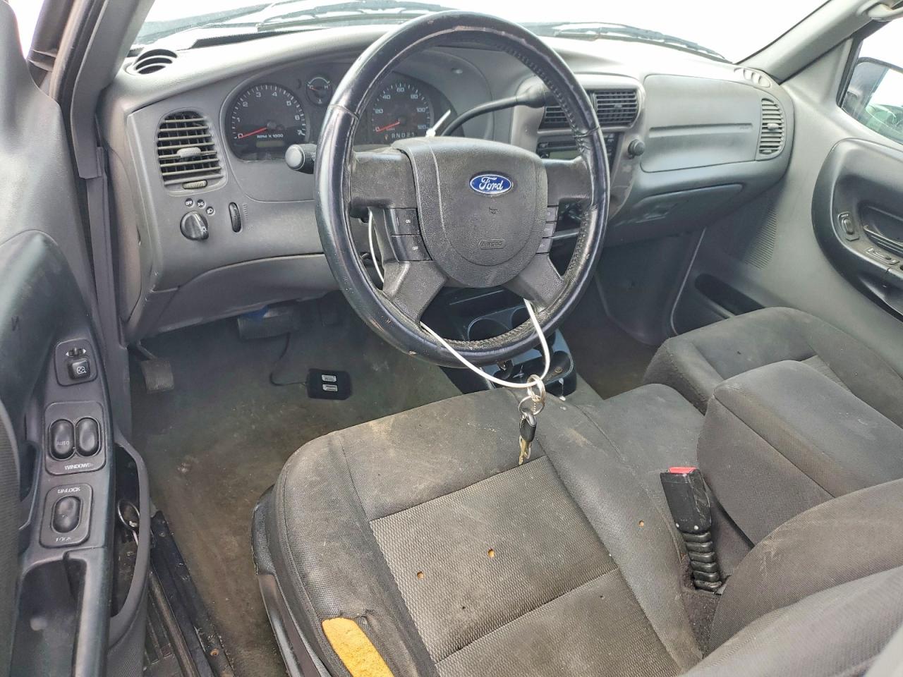 2004 Ford Ranger Silver vin: 1FTYR10U84PA24190